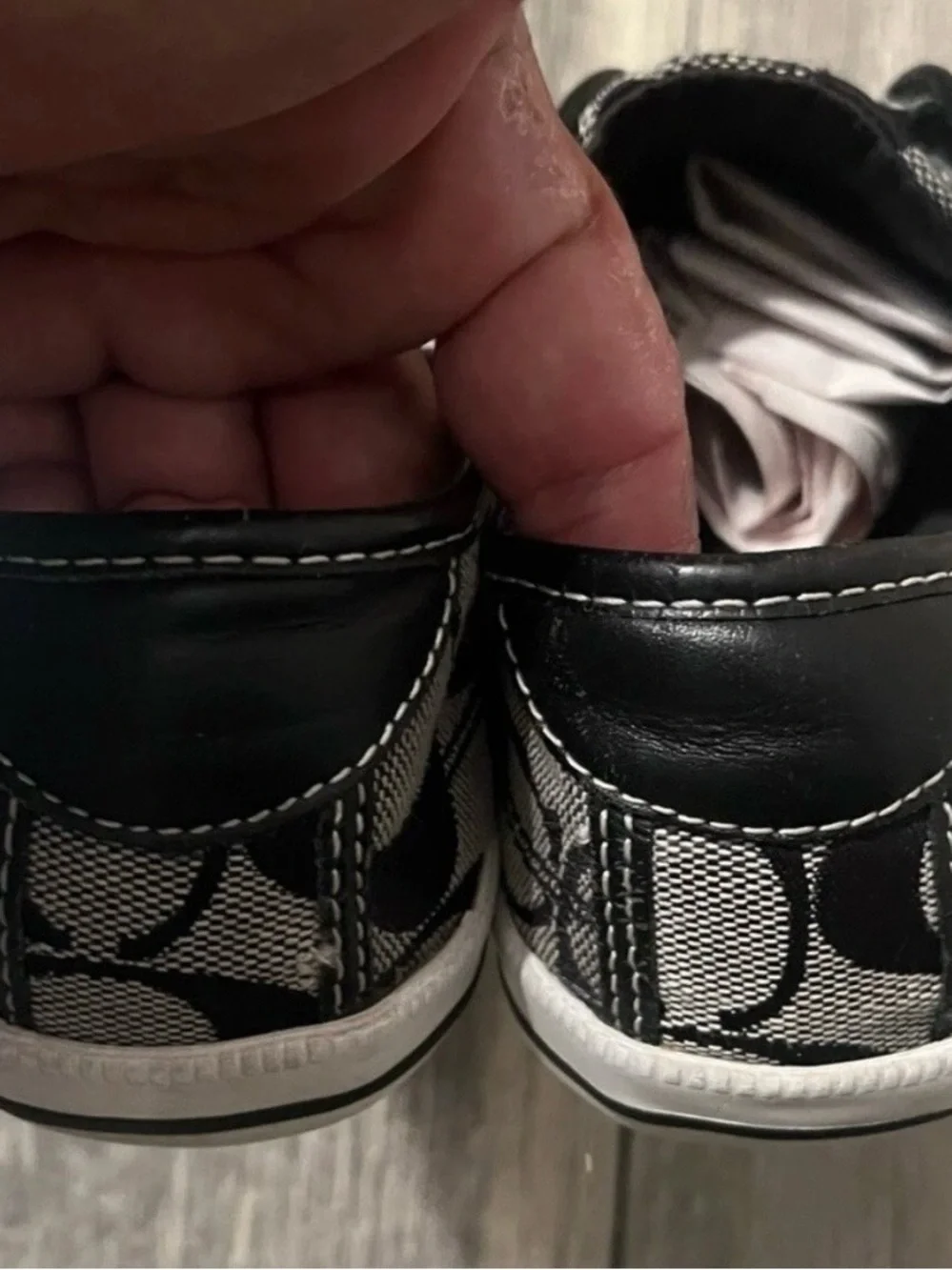 👠Coach Monogram Slip-On Sneakers in Black and Gray Size 5B